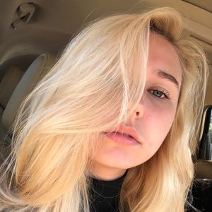 Meet your Posher, Kelsey